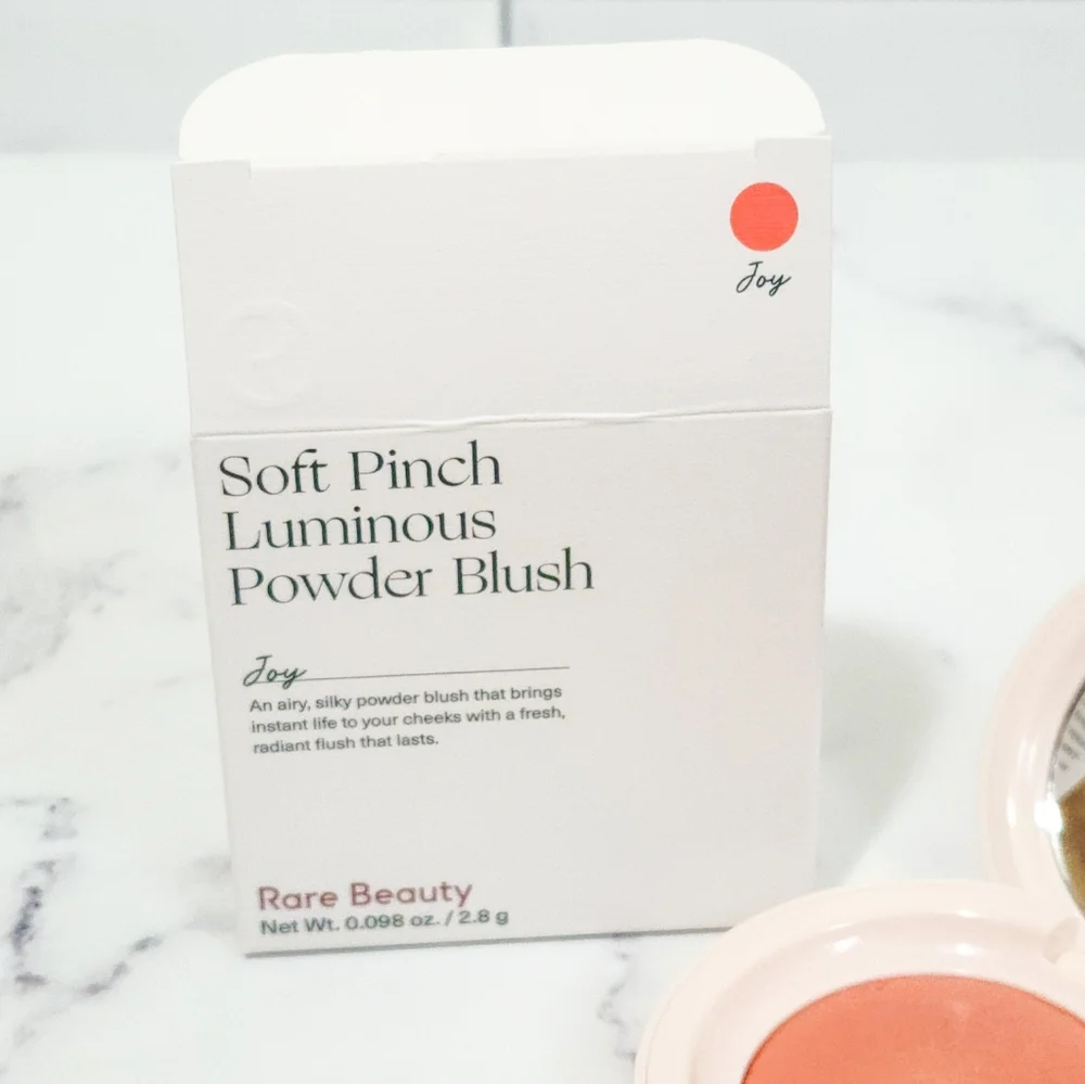 Soft Pinch Luminous Powder Blush - Joy